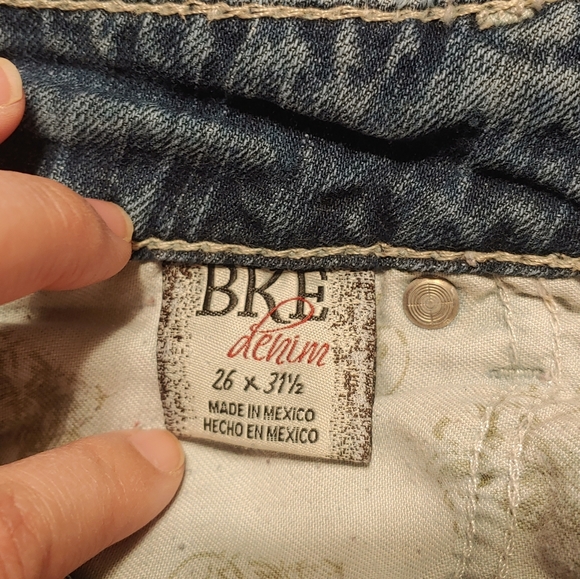 BKE Denim Culture Jeans, Straight, Size 26 Regular, Embellished Back Pockets - Picture 10 of 13